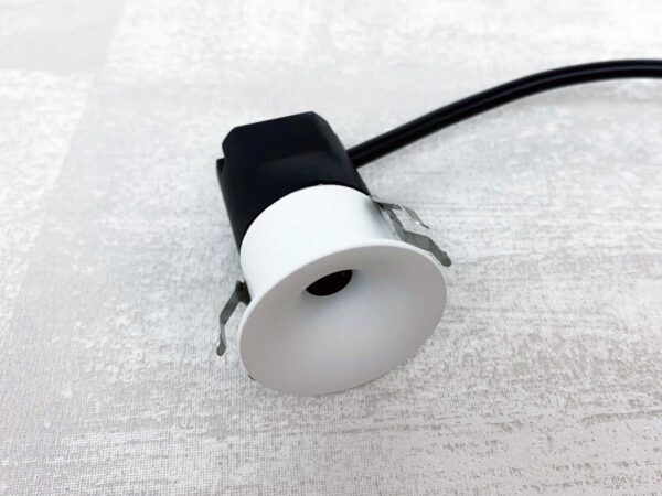Parify Funnel 3W In Cabinet Light - Image 4