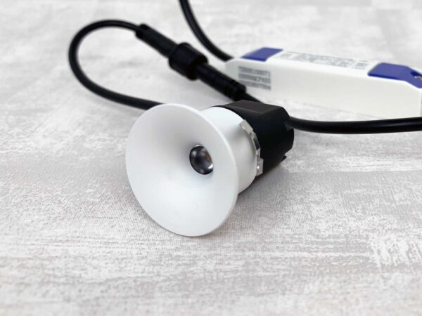 Parify Funnel 3W In Cabinet Light - Image 5