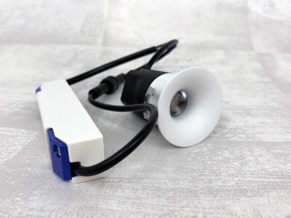 Parify Funnel 5W In Cabinet Light - Image 5